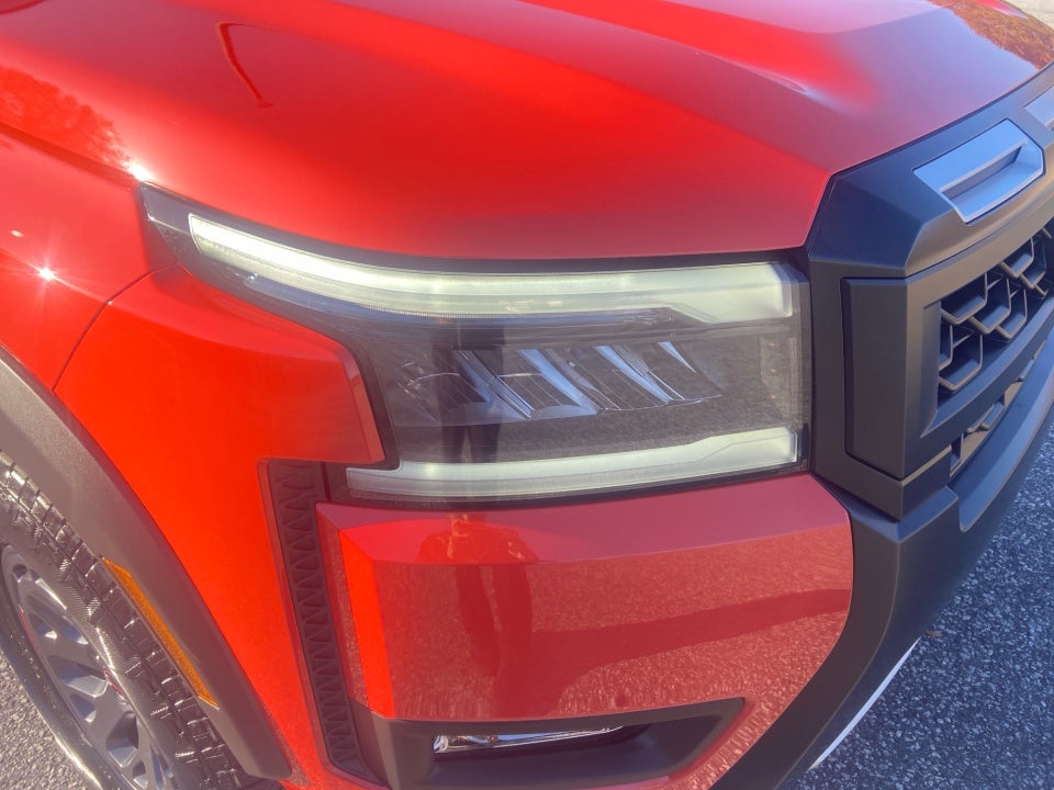 2026 Nissan Frontier Crew Cab PRO-4X 4x4