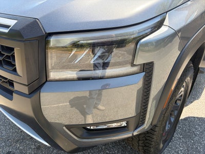 2026 Nissan Frontier Crew Cab PRO-4X 4x4