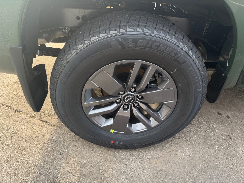 2026 Nissan Frontier Crew Cab SV 4x4