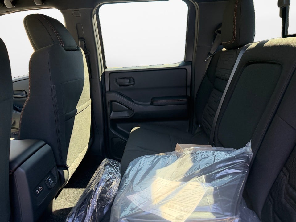 2026 Nissan Frontier Crew Cab PRO-4X 4x4