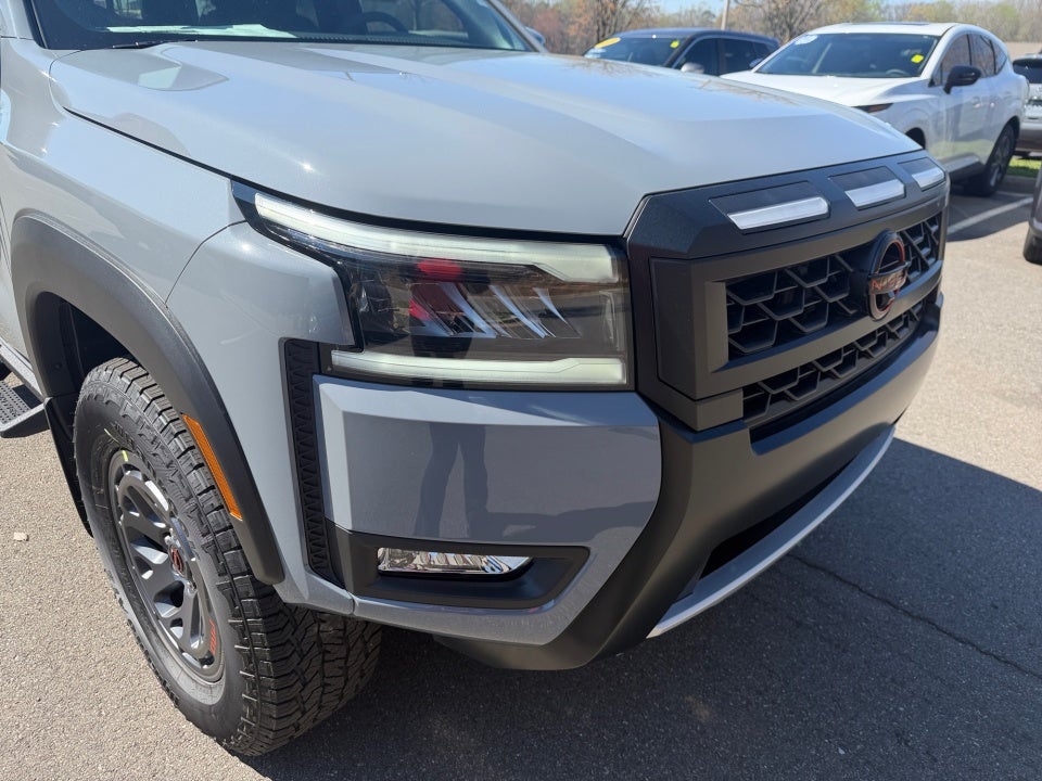 2026 Nissan Frontier Crew Cab PRO-4X 4x4