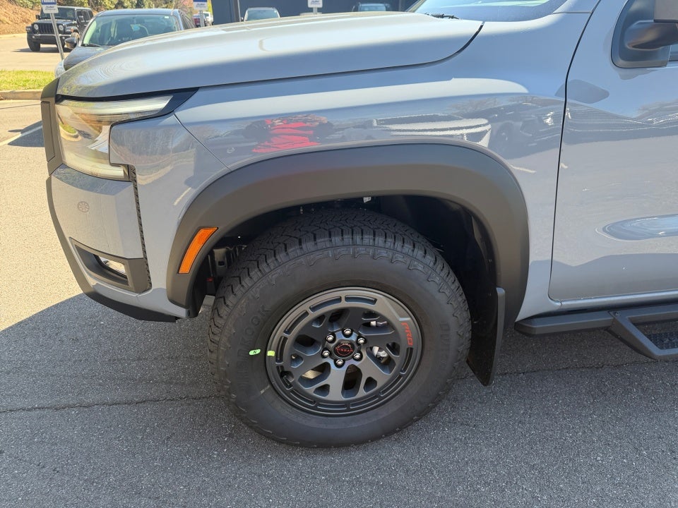 2026 Nissan Frontier Crew Cab PRO-4X 4x4