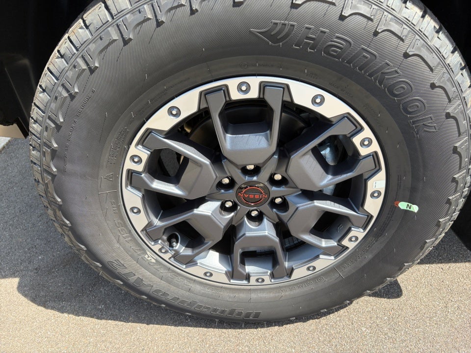 2026 Nissan Frontier Crew Cab PRO-4X 4x4