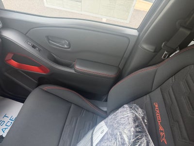 2026 Nissan Frontier Crew Cab PRO-4X 4x4