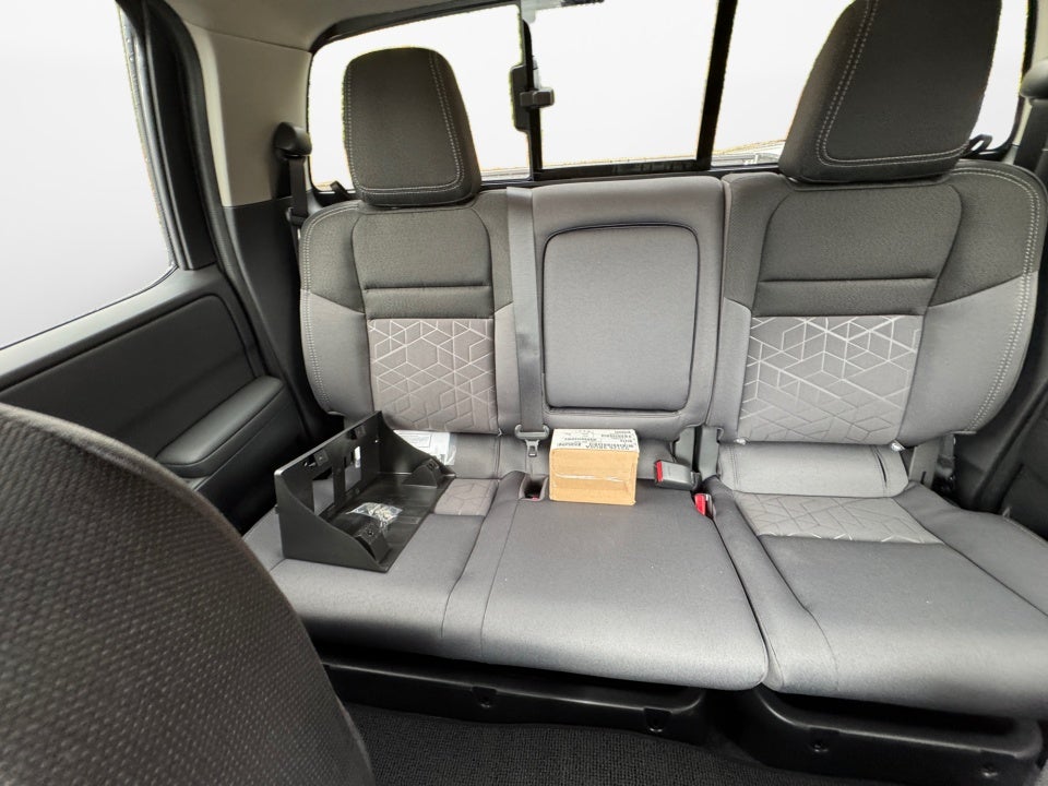 2026 Nissan Frontier Crew Cab SV 4x4