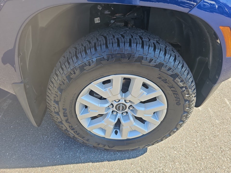 2023 Nissan Frontier Crew Cab Long Bed SV 4x4