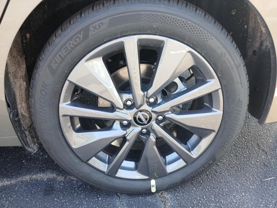 2027 Nissan Sentra SL