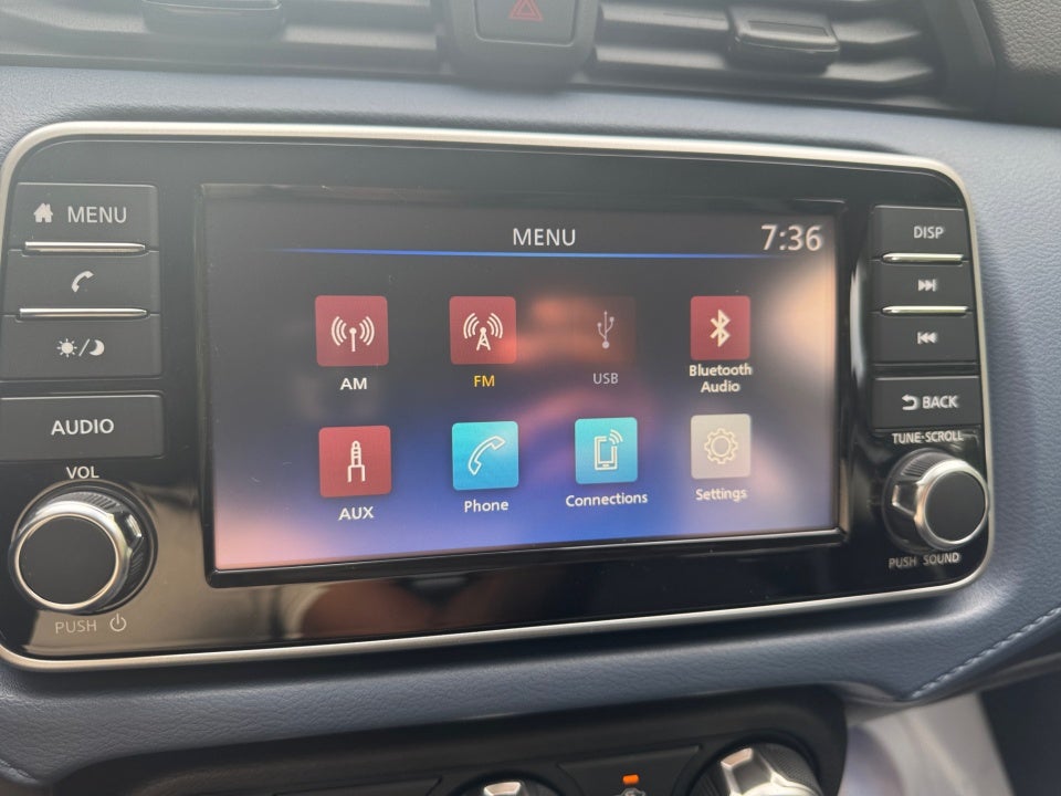 2025 Nissan Versa 1.6 SV