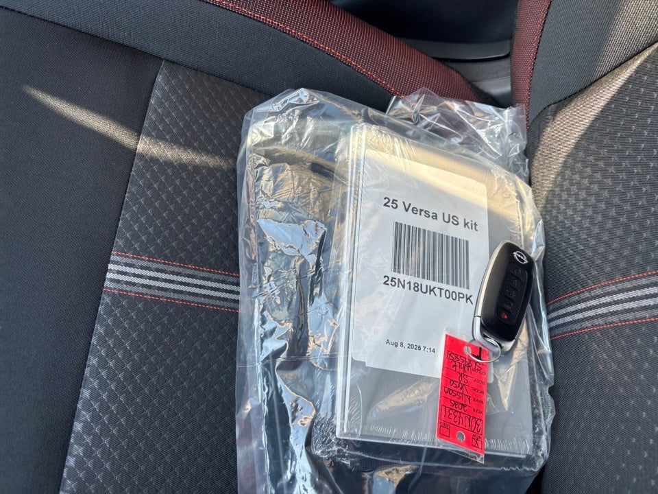 2025 Nissan Versa 1.6 SR