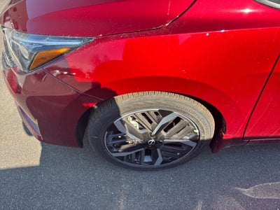 2025 Nissan Versa 1.6 SR