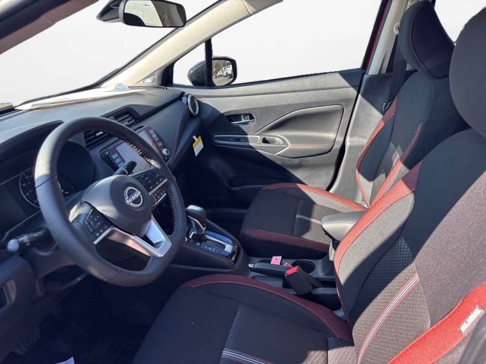 2025 Nissan Versa 1.6 SR