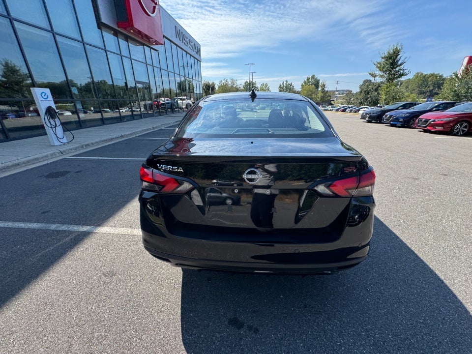 2025 Nissan Versa 1.6 SR
