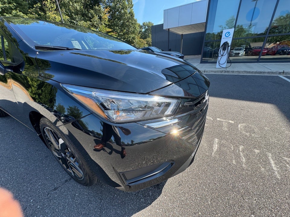 2025 Nissan Versa 1.6 SR