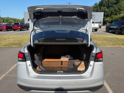 2025 Nissan Versa SR