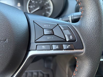 2025 Nissan Versa SR