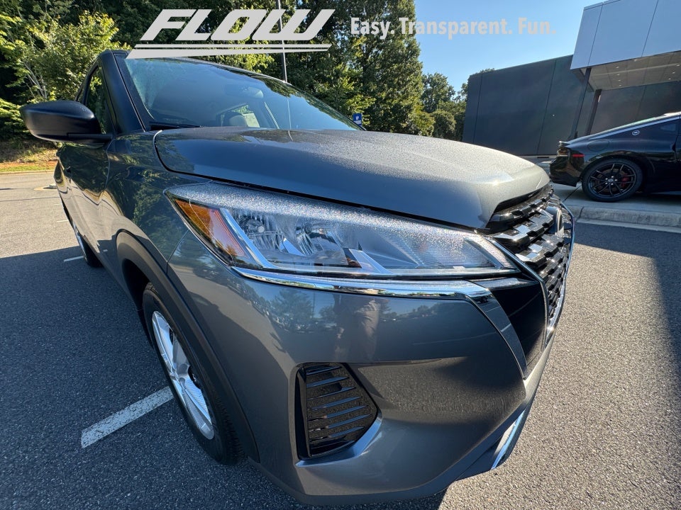 2025 Nissan Kicks Play S