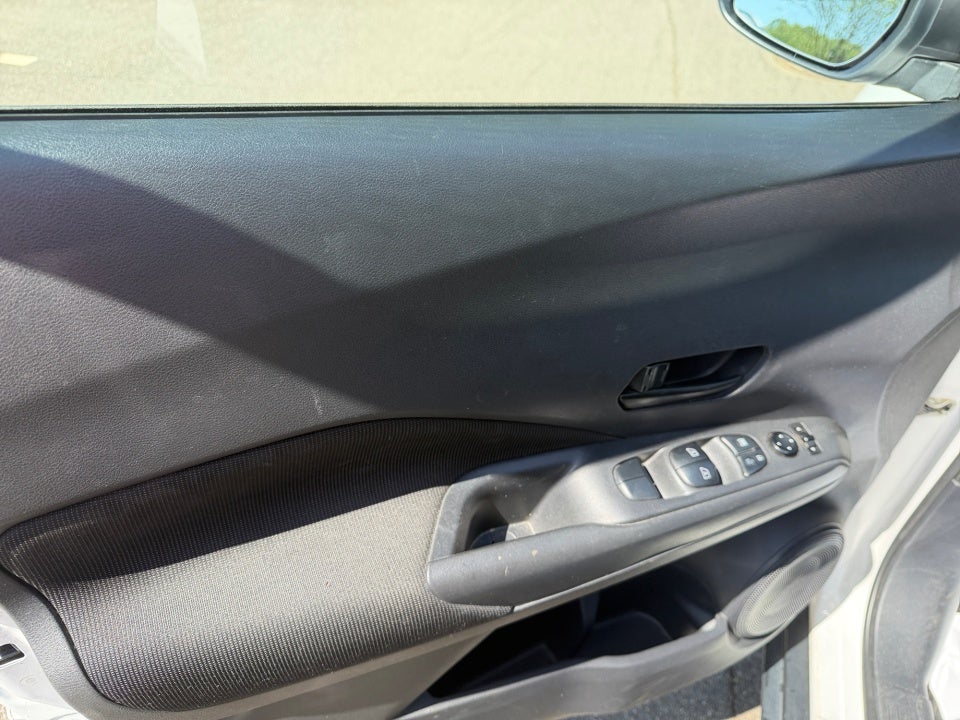 2021 Nissan Kicks S Xtronic CVT