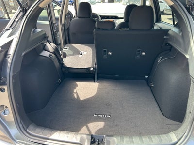 2025 Nissan Kicks Play S