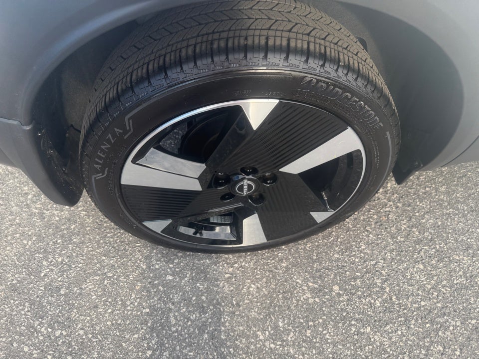 2025 Nissan Kicks SR Intelligent AWD