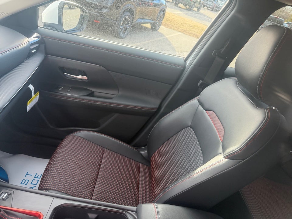 2025 Nissan Kicks SR Intelligent AWD