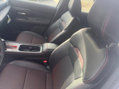 2025 Nissan Kicks SR Intelligent AWD