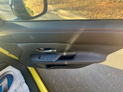 2025 Nissan Kicks SR FWD