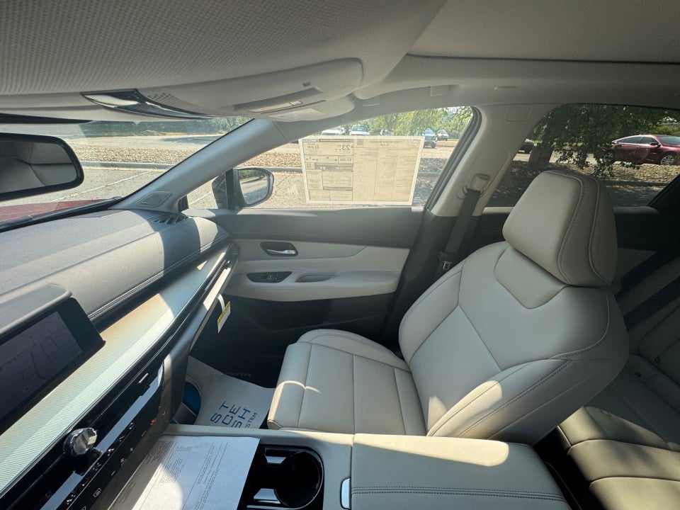 2025 Nissan Murano SL