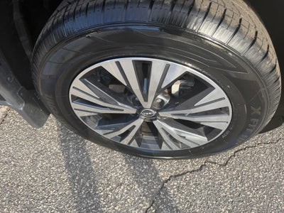 2022 Nissan Rogue SV FWD