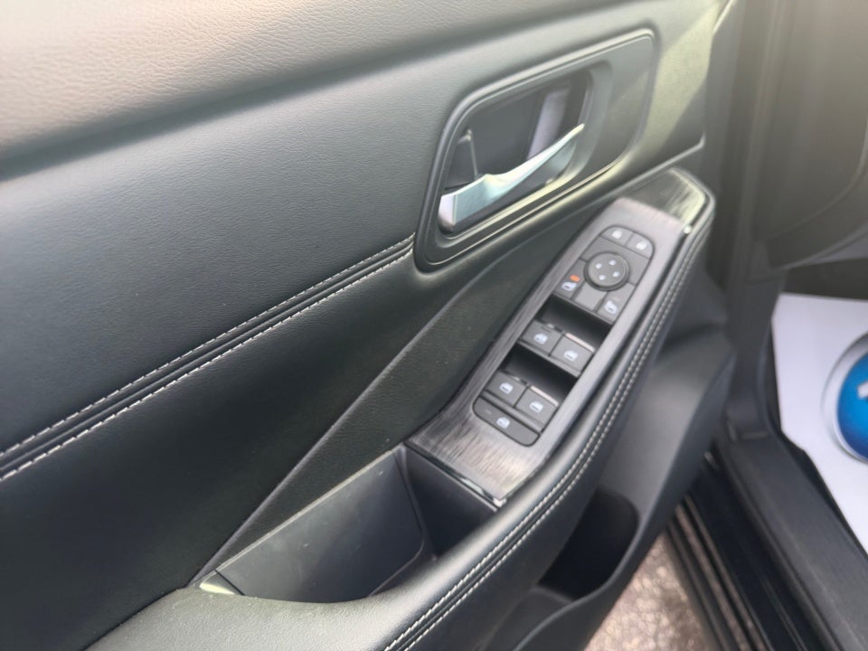 2022 Nissan Rogue SV FWD