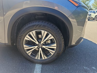 2022 Nissan Rogue SV FWD