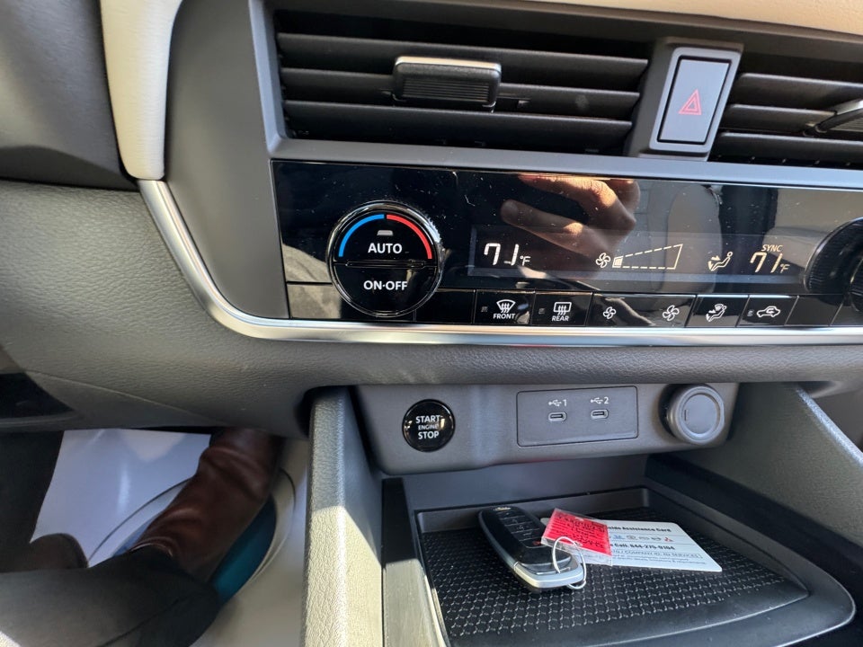 2025 Nissan Rogue SV FWD