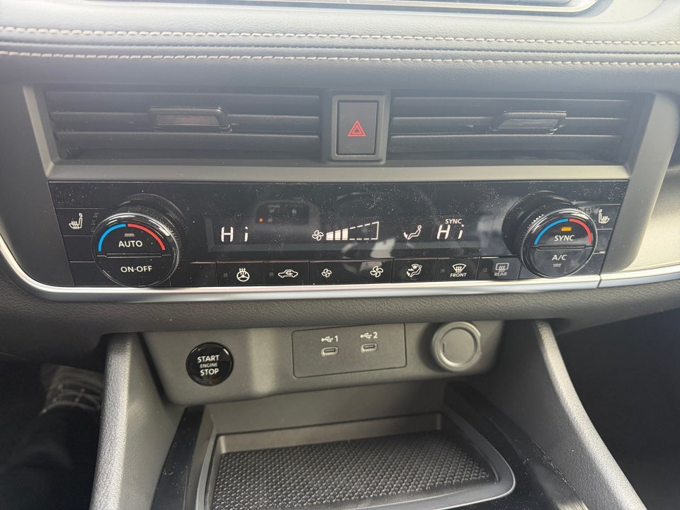 2026 Nissan Rogue Dark Armor