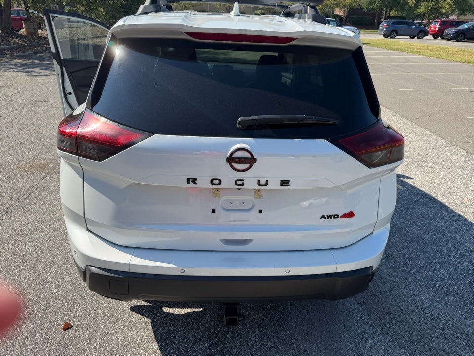 2025 Nissan Rogue Rock Creek