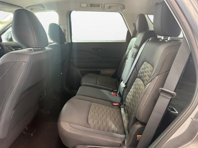 2025 Nissan Pathfinder SV FWD