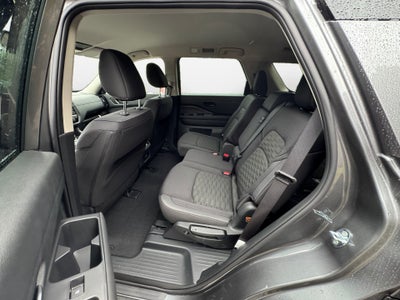 2025 Nissan Pathfinder SV FWD