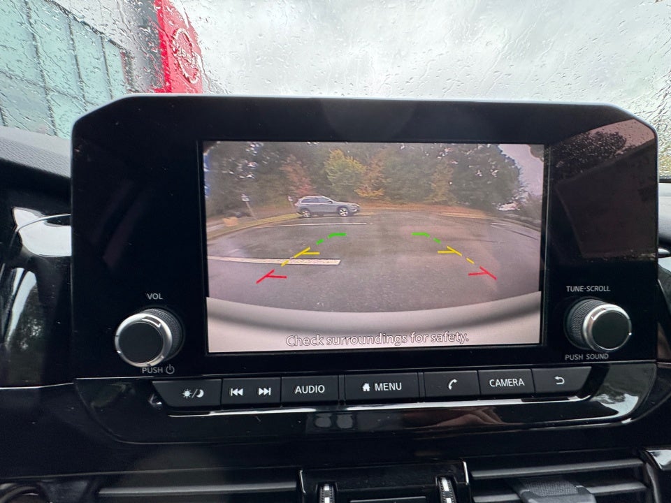 2025 Nissan Pathfinder SV FWD