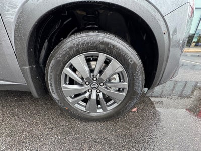 2025 Nissan Pathfinder SV FWD