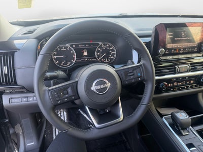 2025 Nissan Pathfinder SV FWD