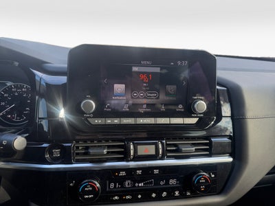 2025 Nissan Pathfinder SV FWD