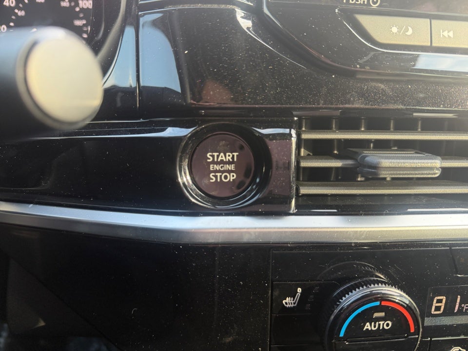 2025 Nissan Pathfinder SV FWD