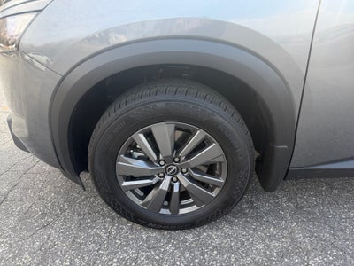 2025 Nissan Pathfinder SV FWD