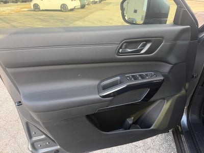 2025 Nissan Pathfinder SV FWD