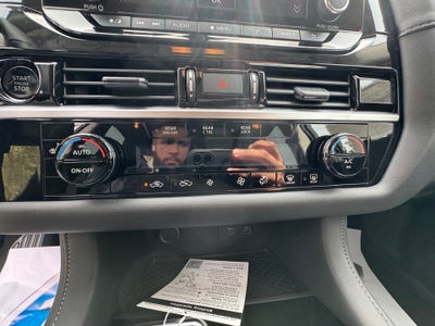 2025 Nissan Pathfinder SV 4WD