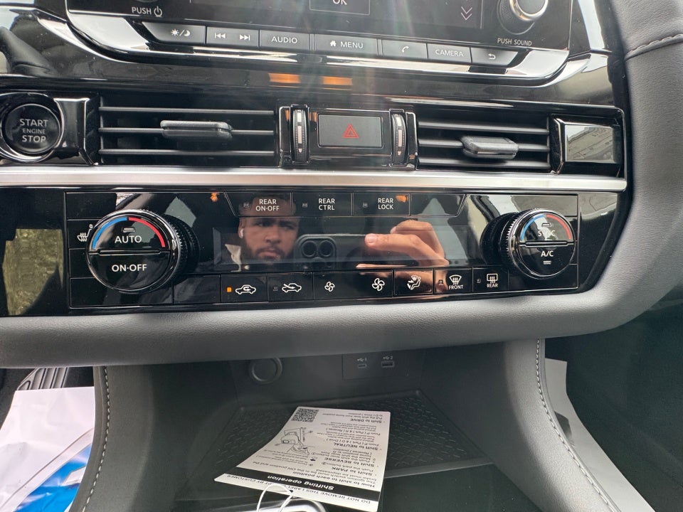 2025 Nissan Pathfinder SV 4WD