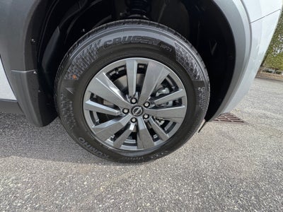 2025 Nissan Pathfinder SV 4WD