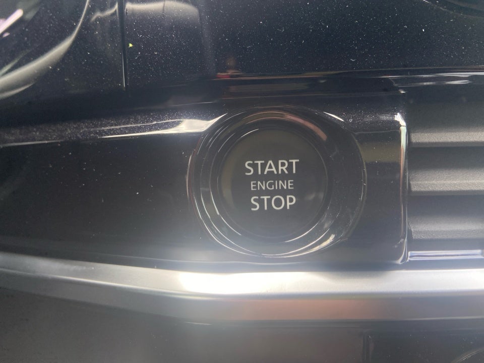 2025 Nissan Pathfinder SL FWD