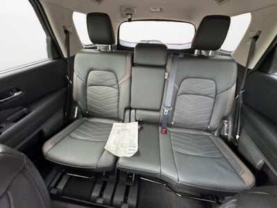 2025 Nissan Pathfinder Platinum FWD