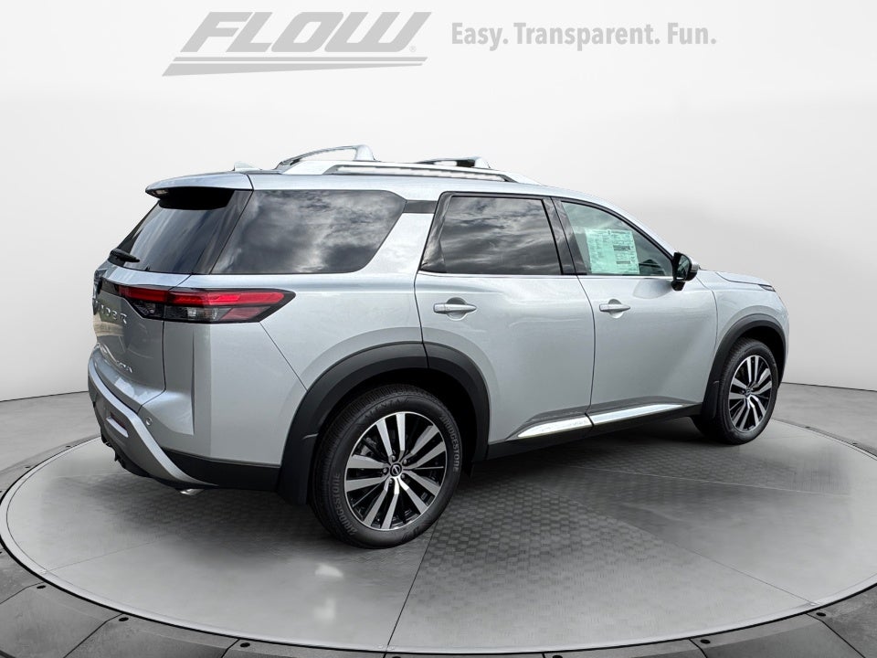 2025 Nissan Pathfinder Platinum FWD