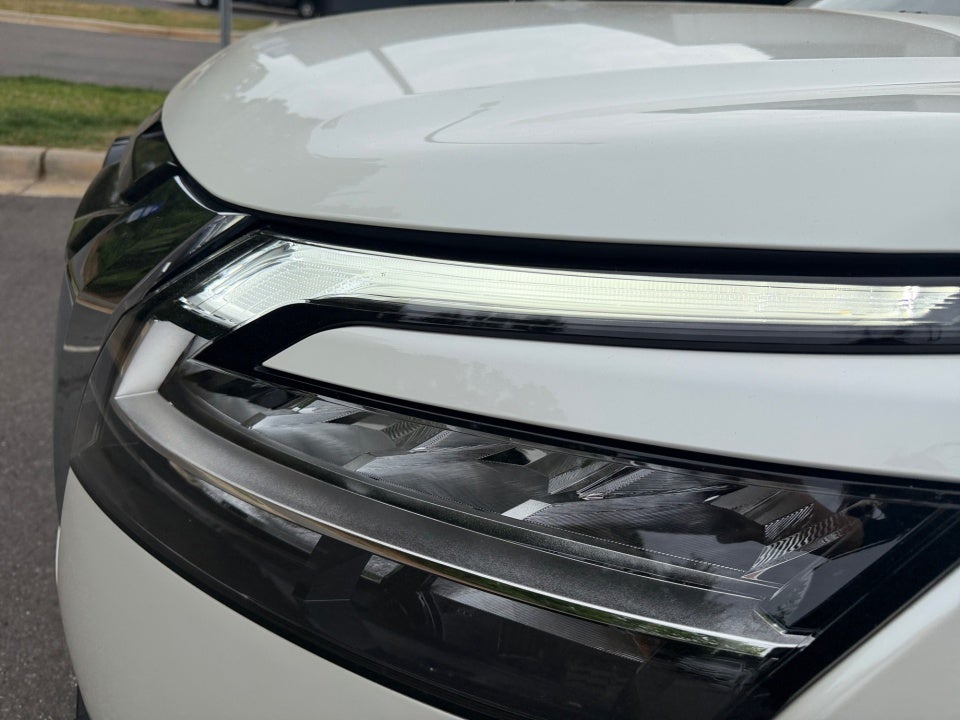 2024 Nissan Pathfinder Platinum FWD