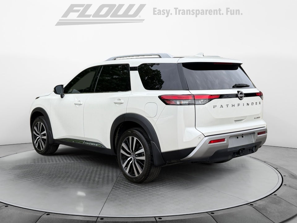 2024 Nissan Pathfinder Platinum FWD